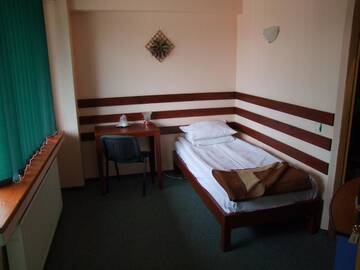 Фото номера Одноместный номер Отель Hotel Silva г. Ватра-Дорней 3