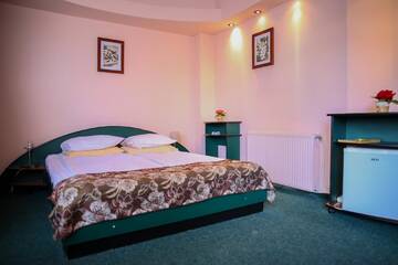 Фото Отель Hotel Silva г. Ватра-Дорней 3
