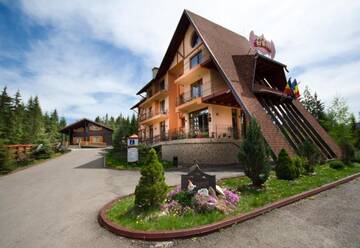 Фотографии Курортные отели Complex Turistic Le Baron г. Ватра-Дорней (Румыния) №2 Фото Курортные отели Complex Turistic Le Baron г. Ватра-Дорней 2