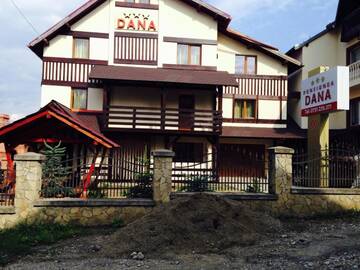 Фото Гостевой дом Pensiunea Dana г. Ватра-Дорней 4