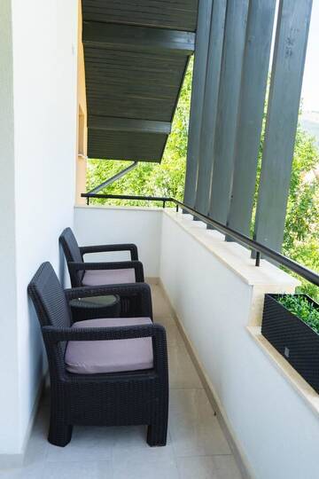 Фото номера Номер Делюкс (для 2 взрослых и 1 ребенка) Гостевой дом Velvet Home г. Ватра-Дорней 19