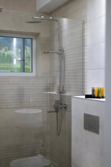 Фото номера Номер Делюкс Гостевой дом Velvet Home г. Ватра-Дорней 2
